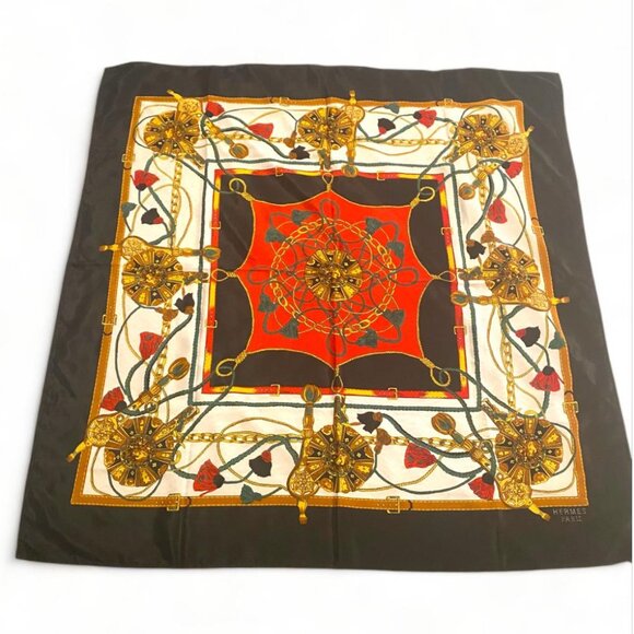 Vintage - HERMES Paris Lion Medallion 100% Silk SCARF - BLACK - Picture 1 of 6